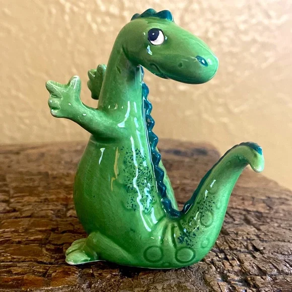 SOLD DO NOT BUY 🦖Rare🦖Vintage Dinosaur Salt & Pepper Shakers - Picture 7 of 8